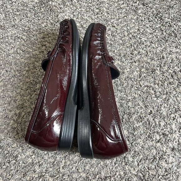SAS Women's Metro Horsebit Patent Leather Loafer Shoes Burgundy Red Size 6 W - Picture 9 of 11